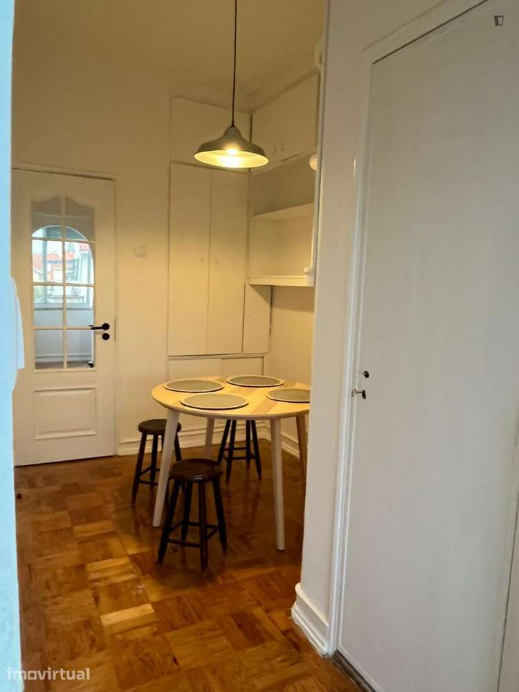 Quarto - localizado em Alvalade Lisbon - Grande imagem: 3/15