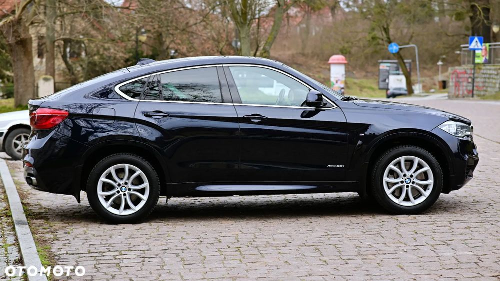 BMW X6 xDrive50i - 5