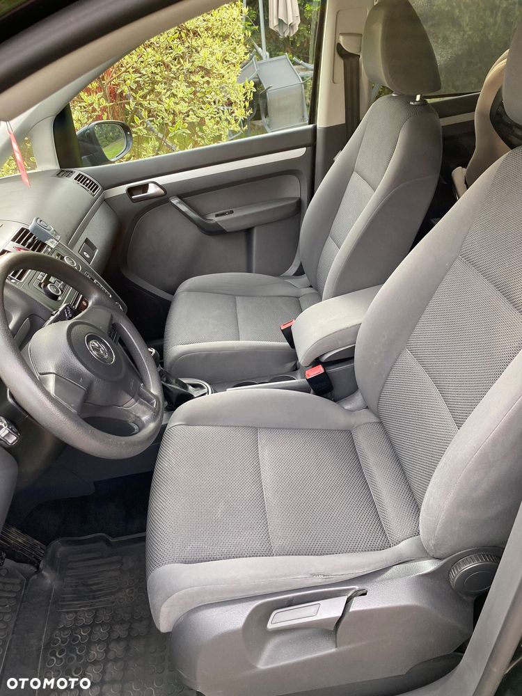 Volkswagen Touran 1.6 TDI DPF Comfortline - 9