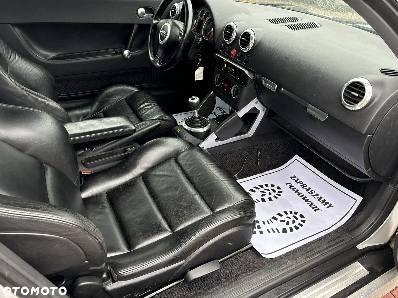 Audi TT Coupé - 16