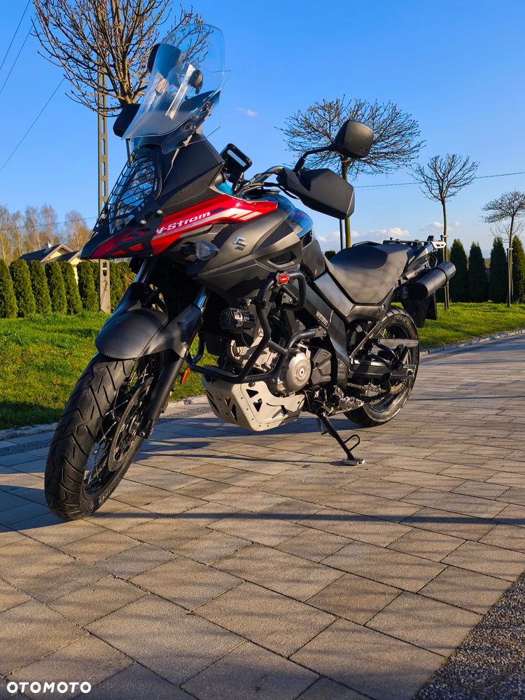 Suzuki V-STROM - 9