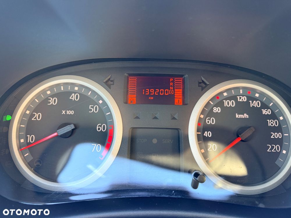 Renault Clio 1.4i RT 16V - 37