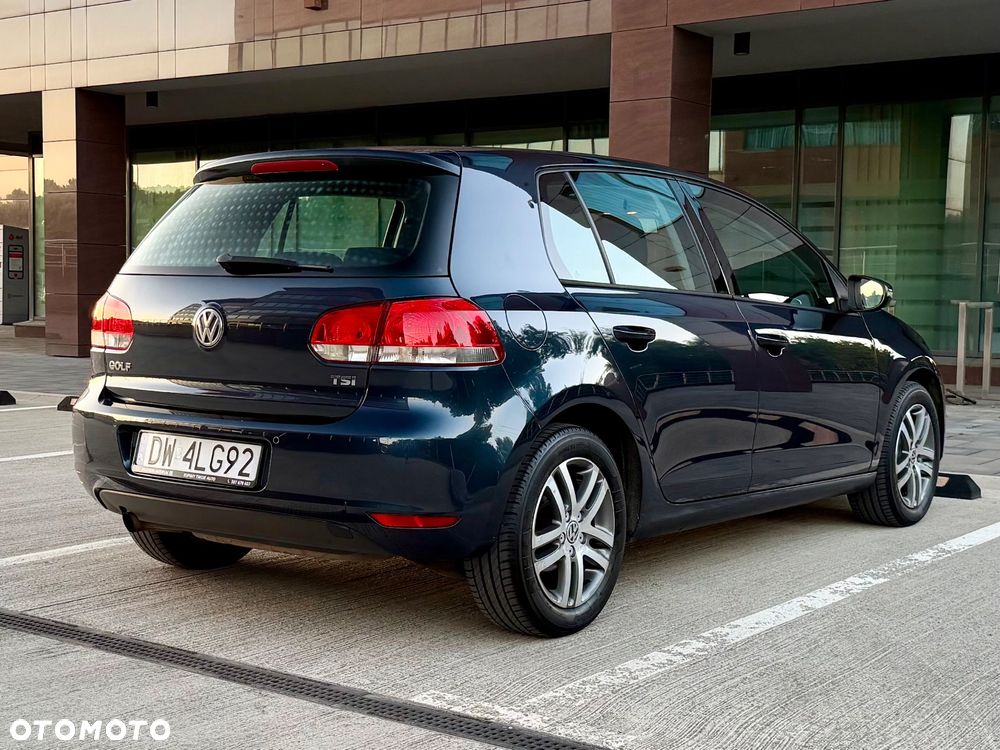 Volkswagen Golf - 11