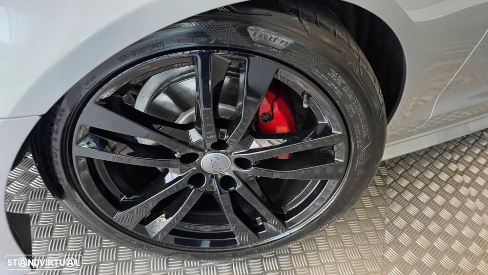 Audi A6 Avant 2.0 TDi S-line S tronic - 32