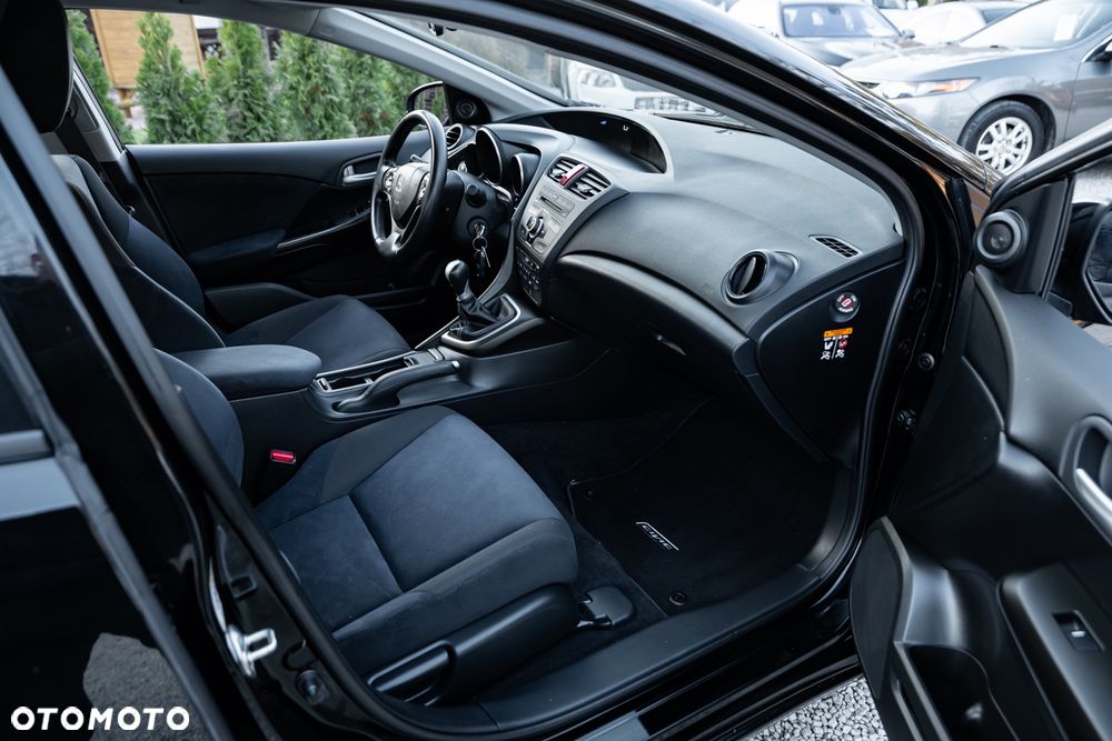 Honda Civic 1.8 Sport - 23