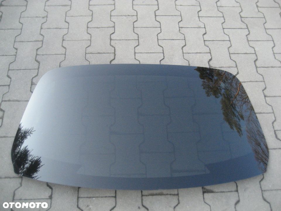 MERCEDES W205 MERCEDES 205 C-KLASA SZYBA TYLNA ciemna