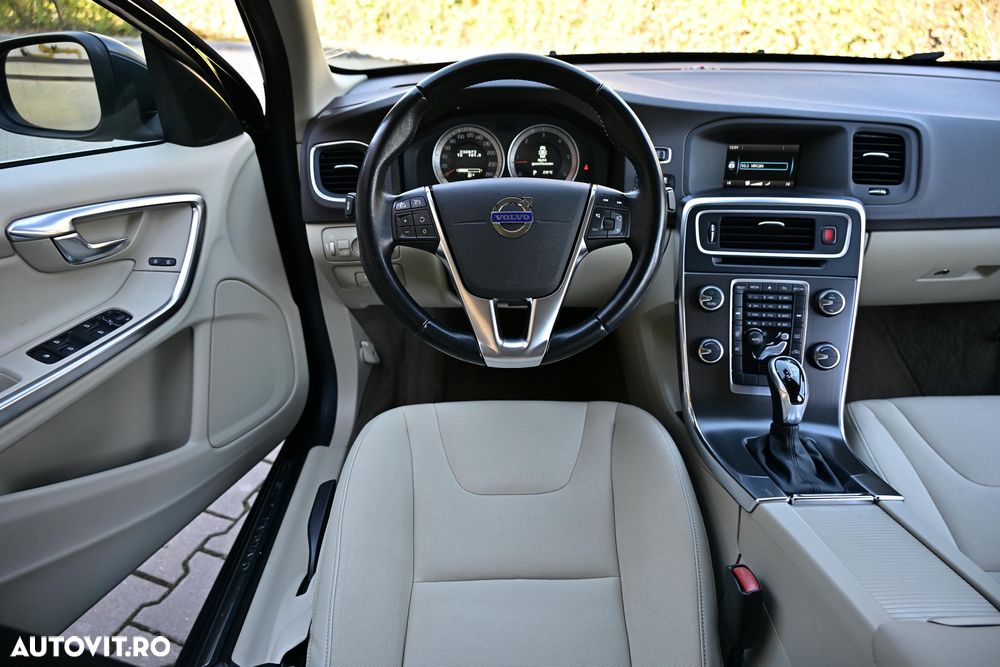 Volvo S60 D3 Geartronic - 11