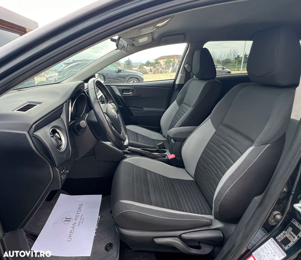Toyota Auris 1.8 VVT-i Automatik Executive - 12