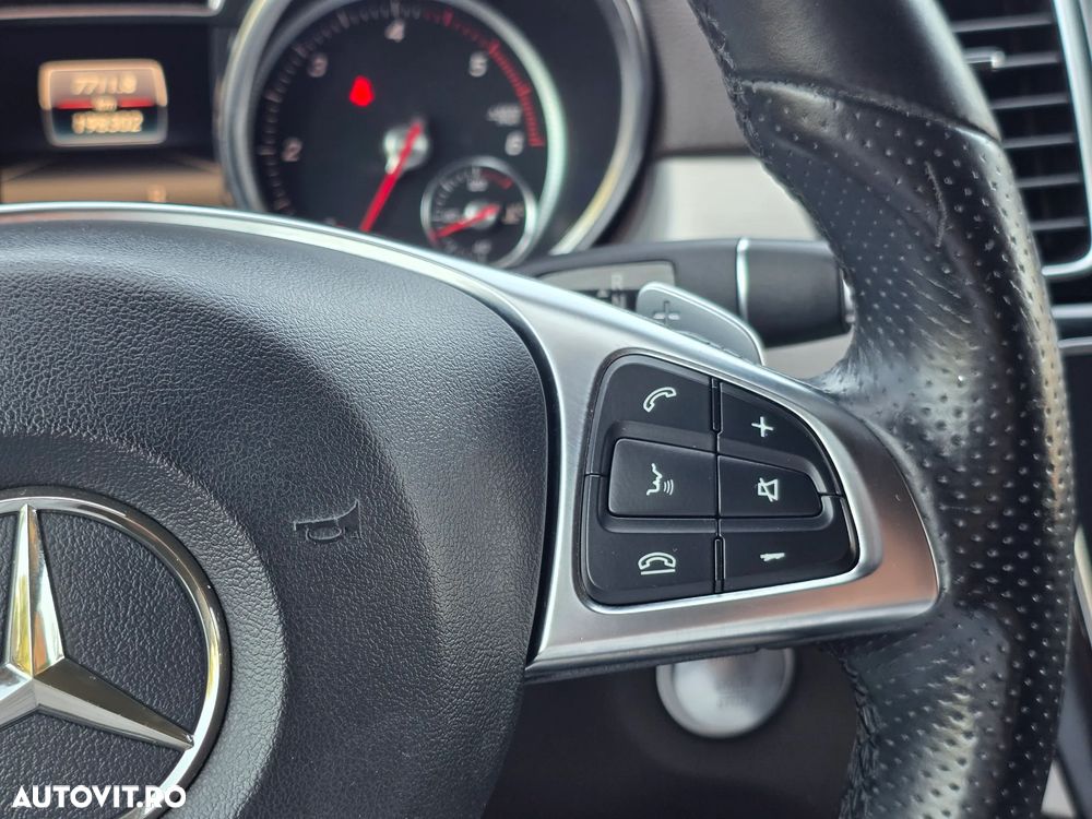 Mercedes-Benz GLE - 27