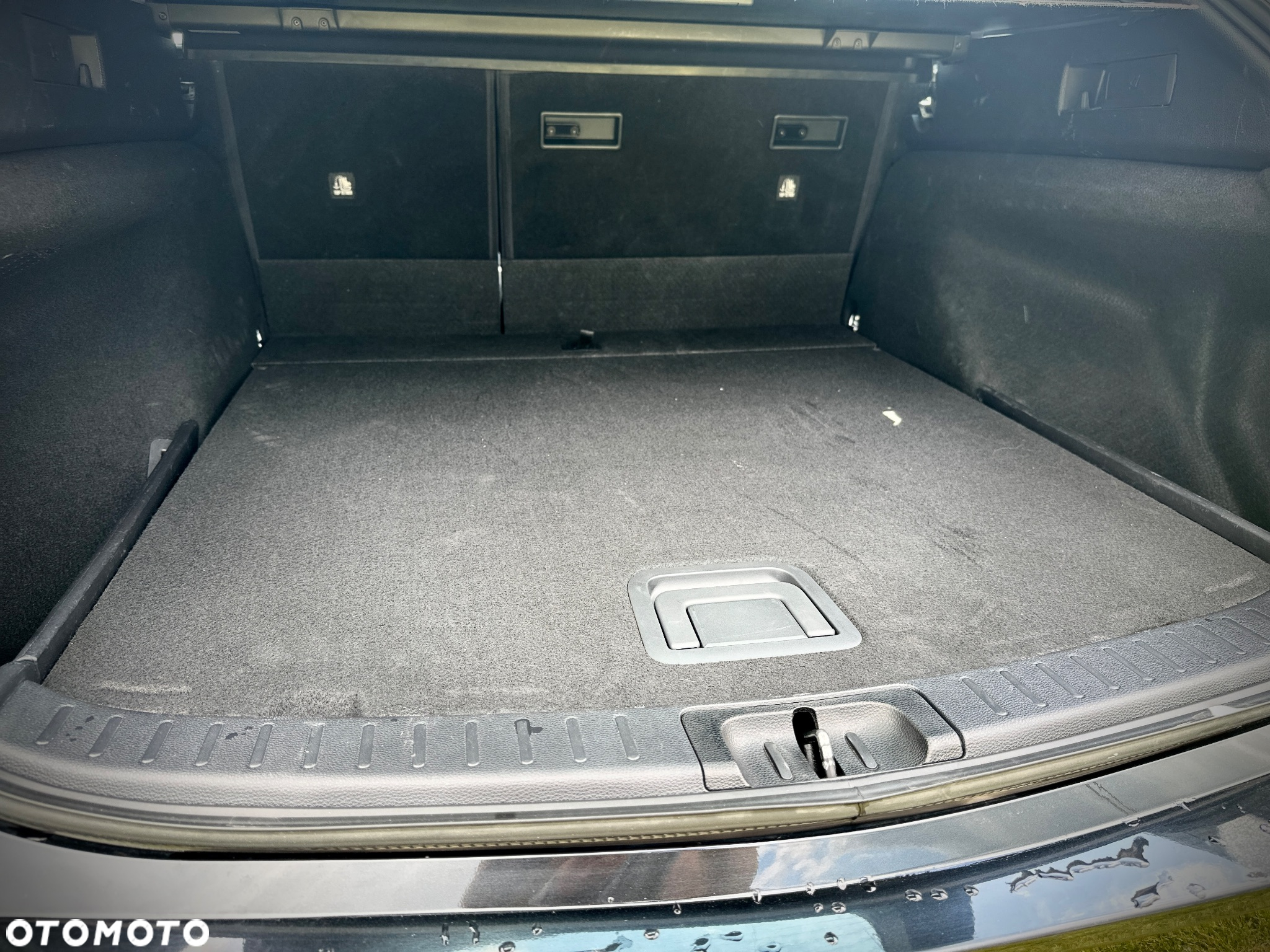 Toyota Corolla 1.8 Hybrid Comfort - 29