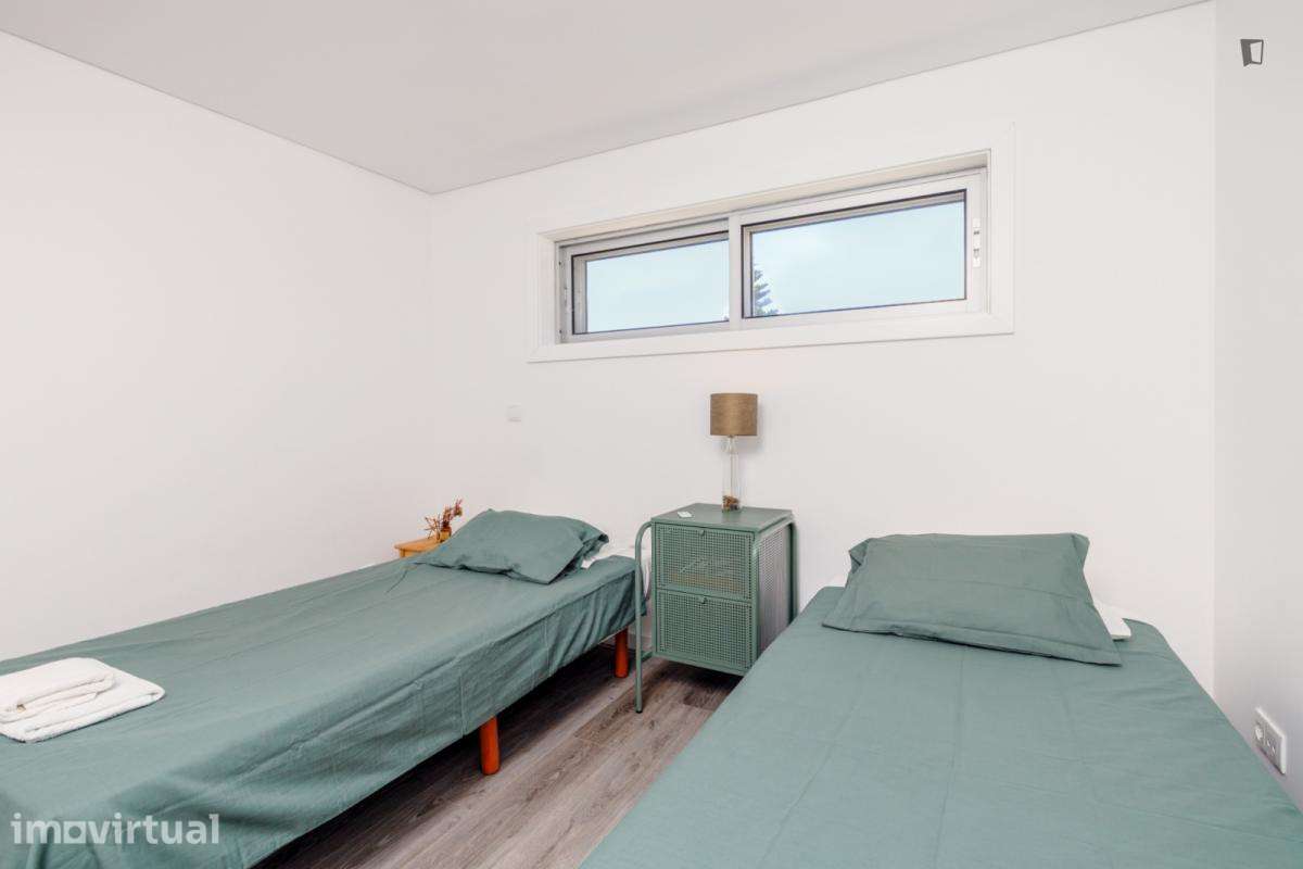 Apartamento com 2 quartos - localizado em Lisbon - Full image: 3/46