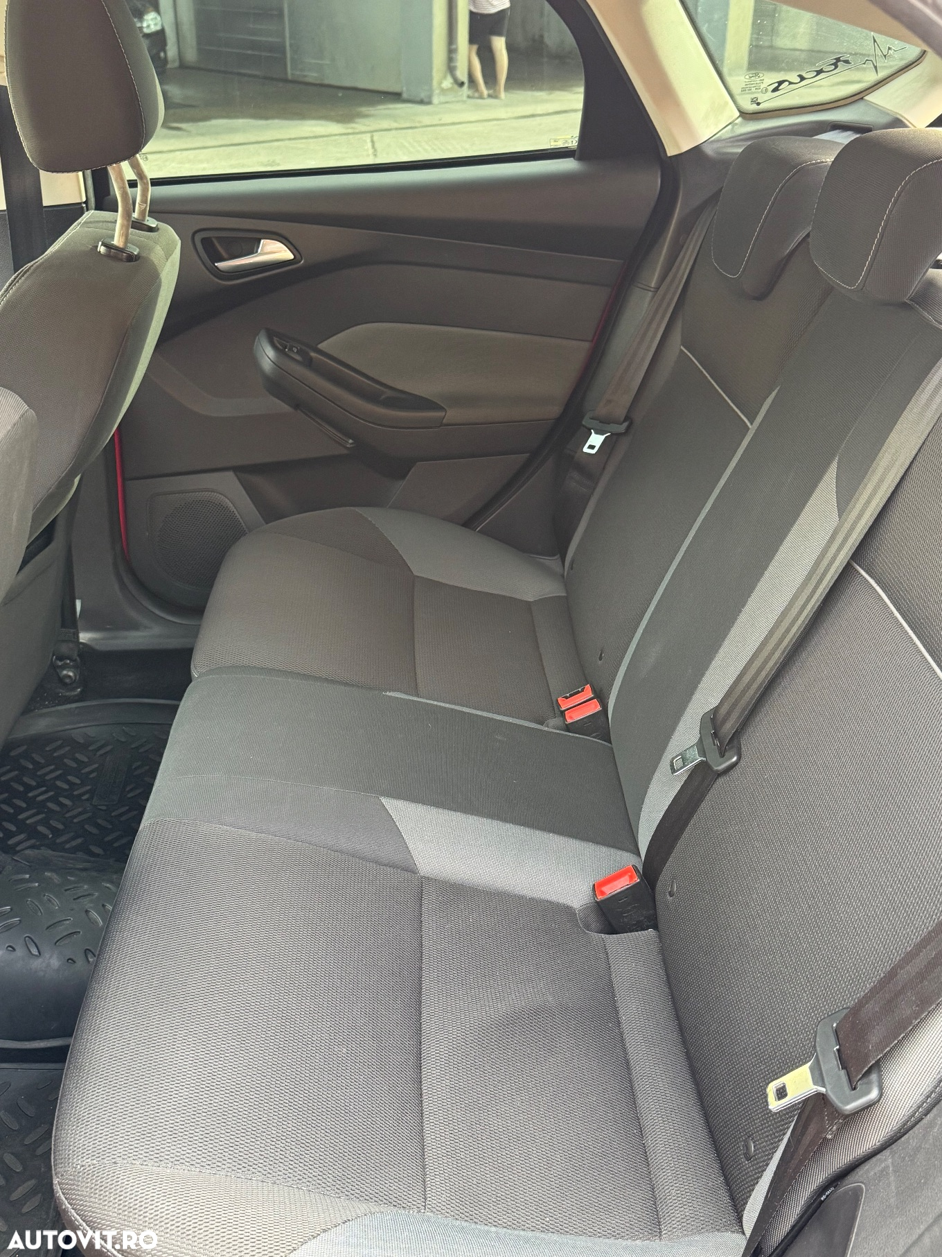 Ford Focus 1.6 TDCI DPF Trend - 4