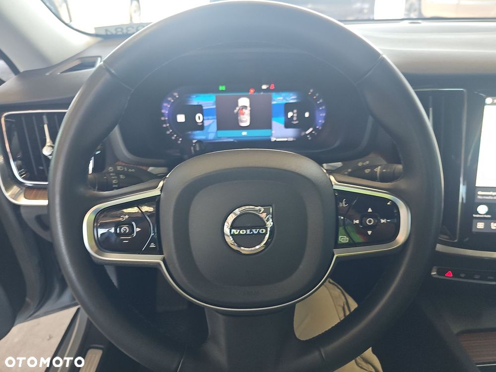 Volvo S60 B5 B AWD Plus Dark - 8
