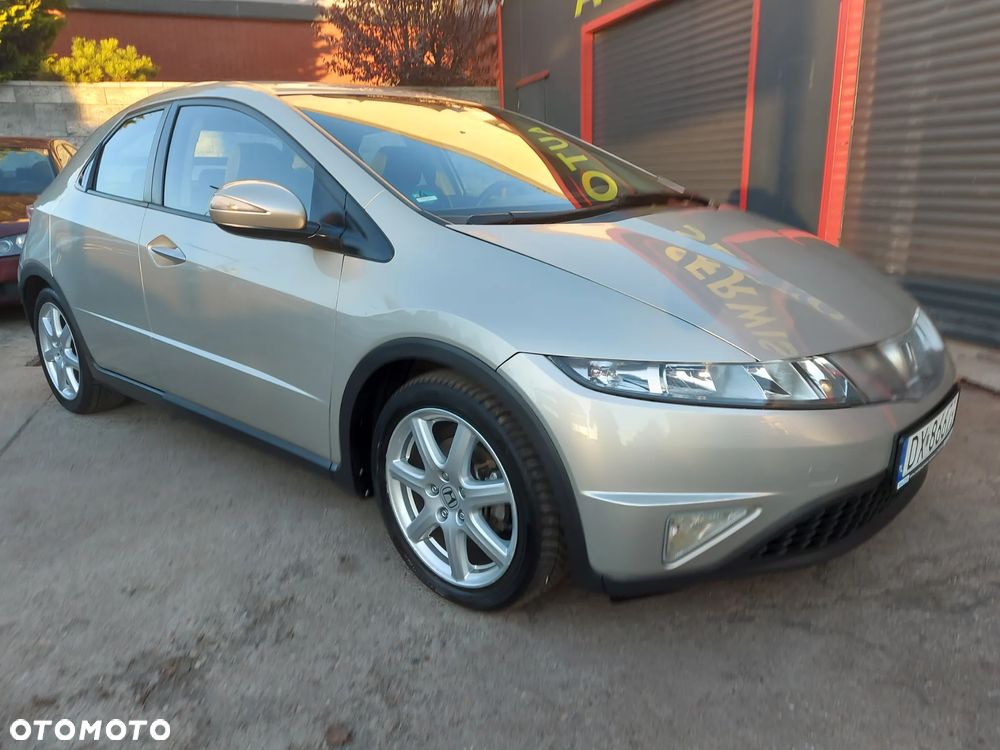 Honda Civic 1.8 Executive - 6