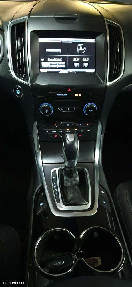 Ford S-Max 2.0 TDCi Titanium PowerShift - 3