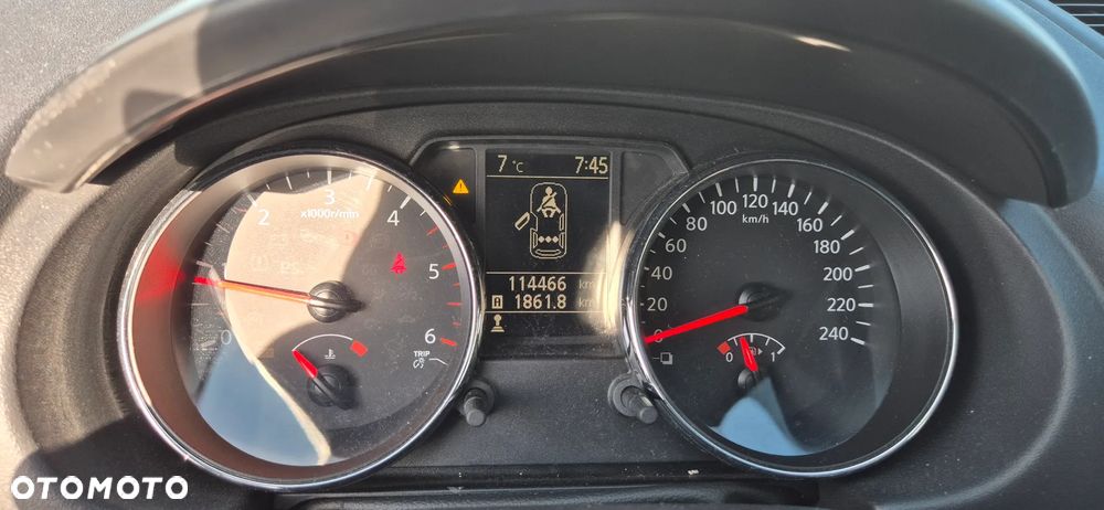 Nissan Qashqai 1.6 dCi DPF acenta - 22