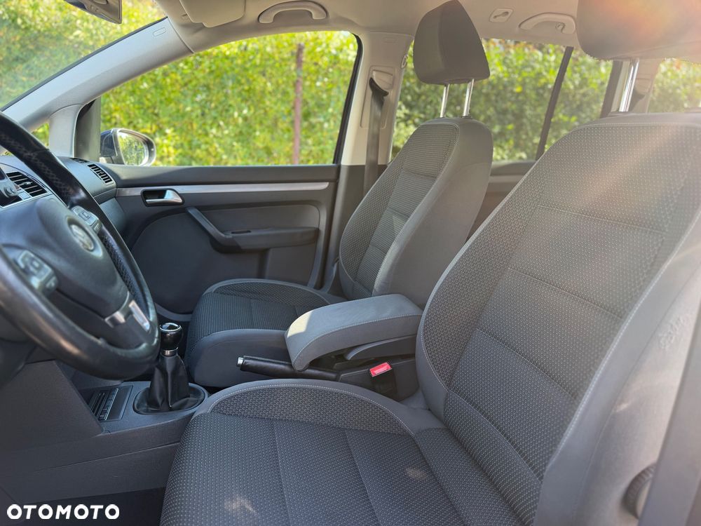 Volkswagen Touran 2.0 TDI DPF Comfortline - 18