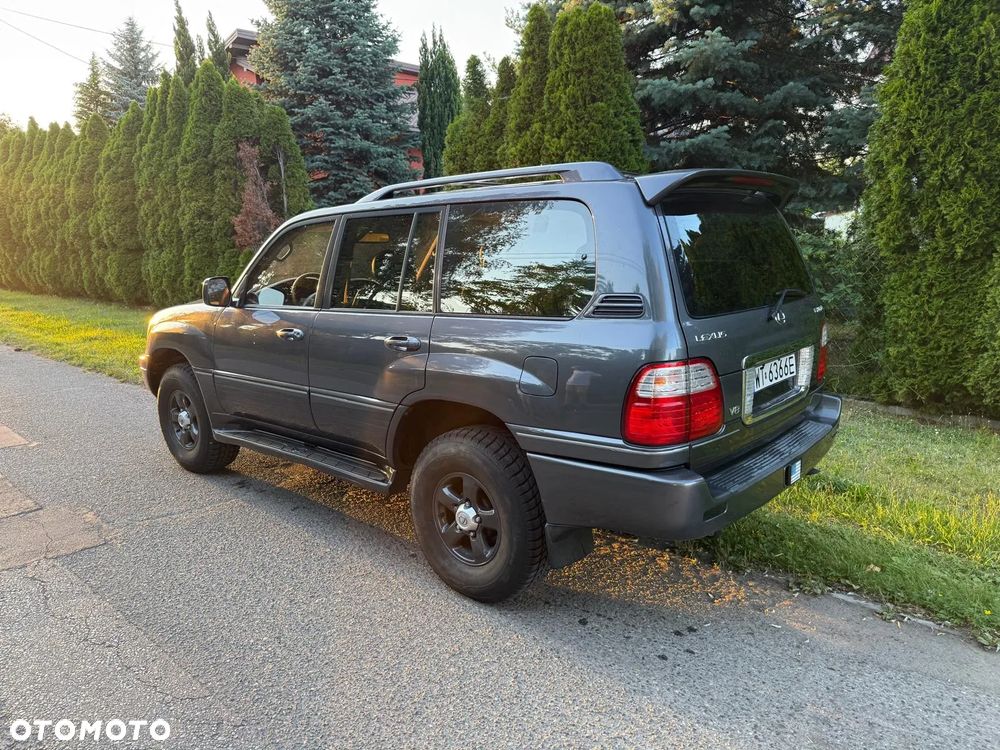 Lexus LX 470 - 11
