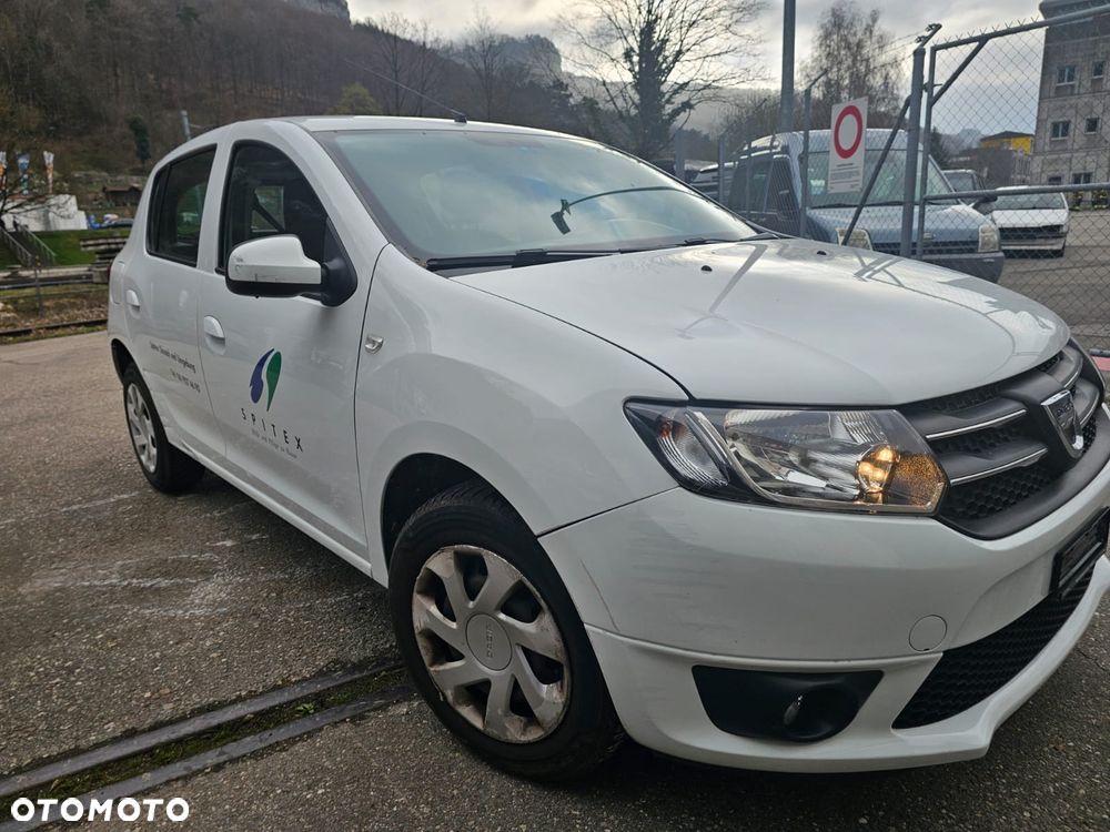 Dacia Sandero 1.2 16V 75 Laureate - 2