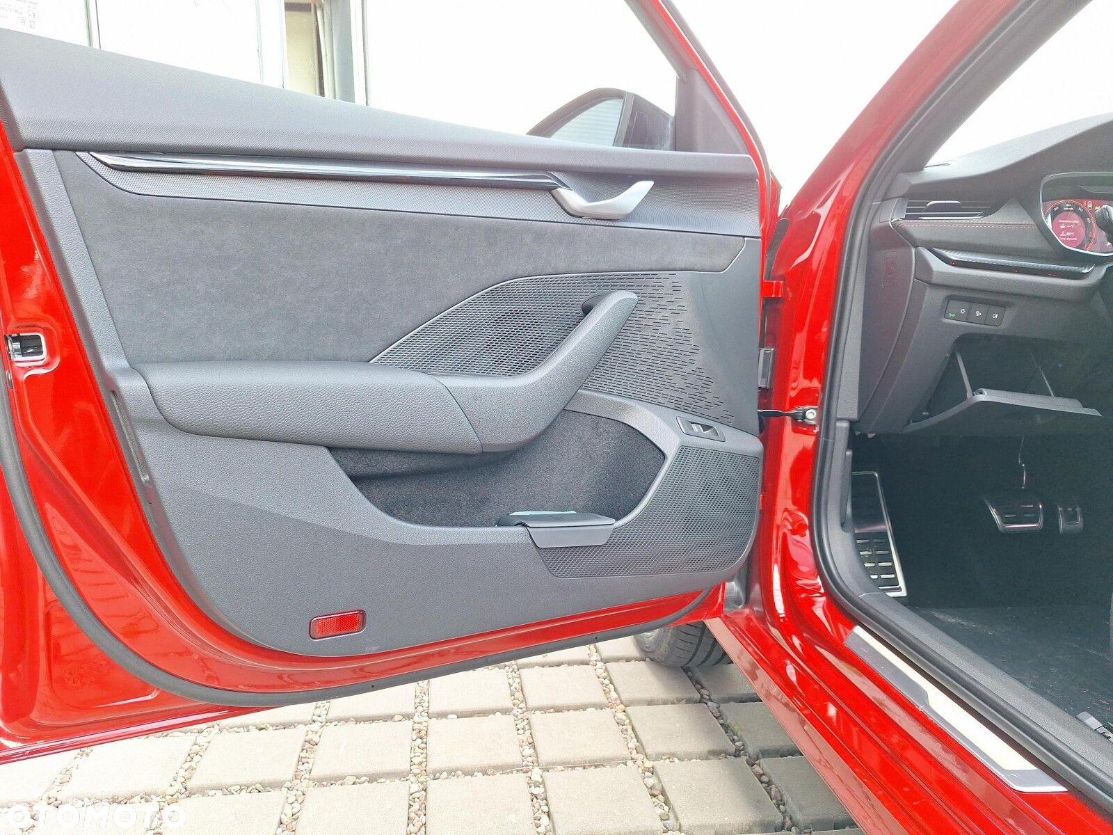 Skoda Octavia 2.0 TSI RS DSG - 13