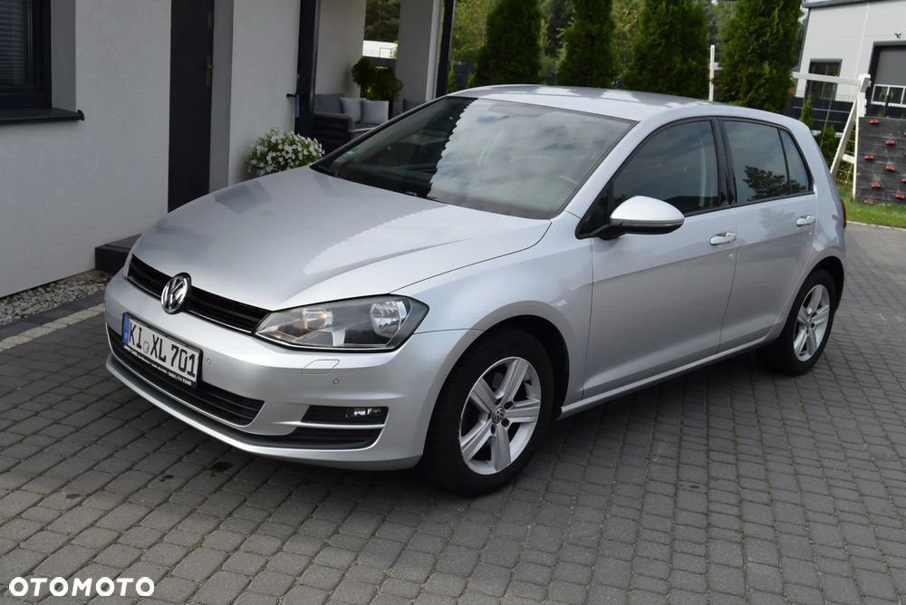 Volkswagen Golf 1.2 TSI BlueMotion Technology Comfortline - 2