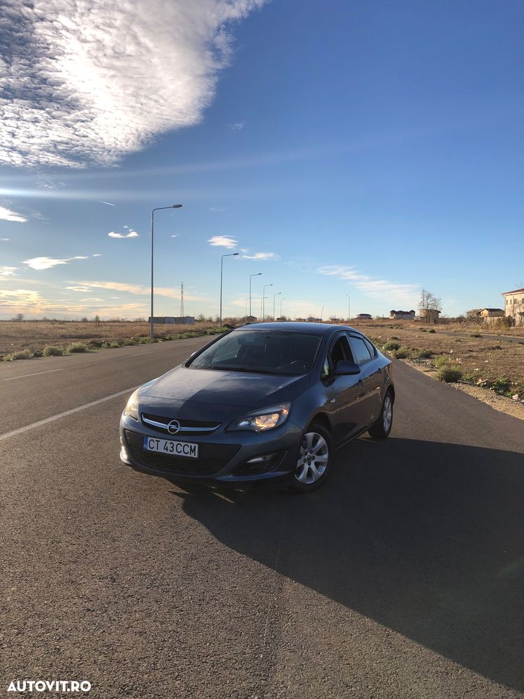 Opel Astra 1.6 ECOTEC 150 Edition - 1