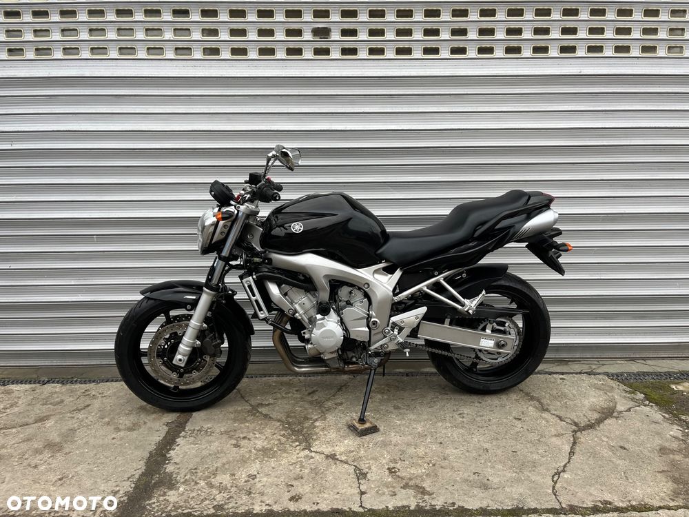 Yamaha FZ6 - 2