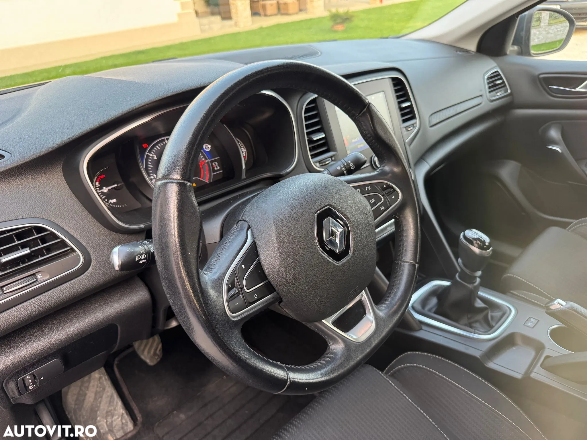 Renault Megane Grandtour ENERGY dCi 110 ECO2 BUSINESS - 11