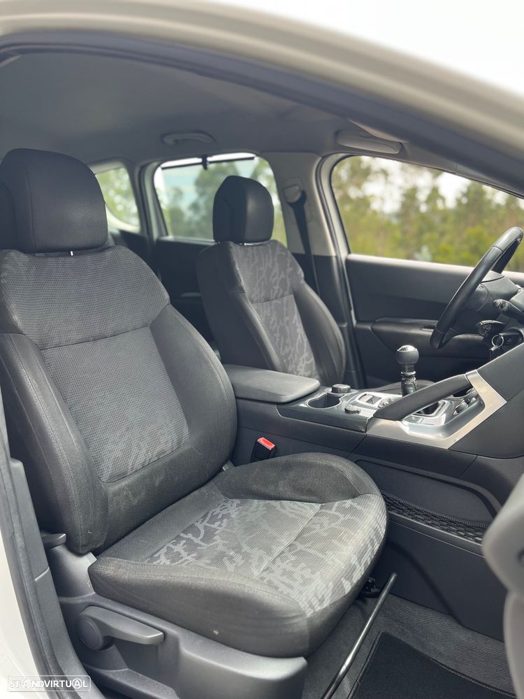 Peugeot 3008 HDi FAP 110 Premium - 16