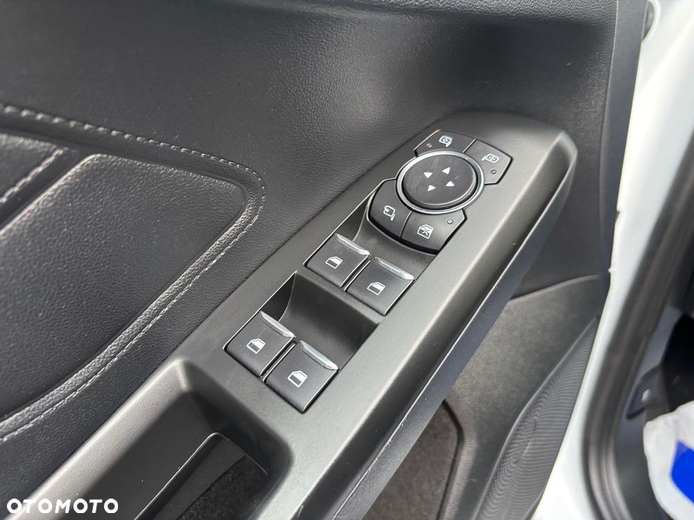 Ford Focus 1.5 EcoBlue STart-Stopp-System TITANIUM - 24
