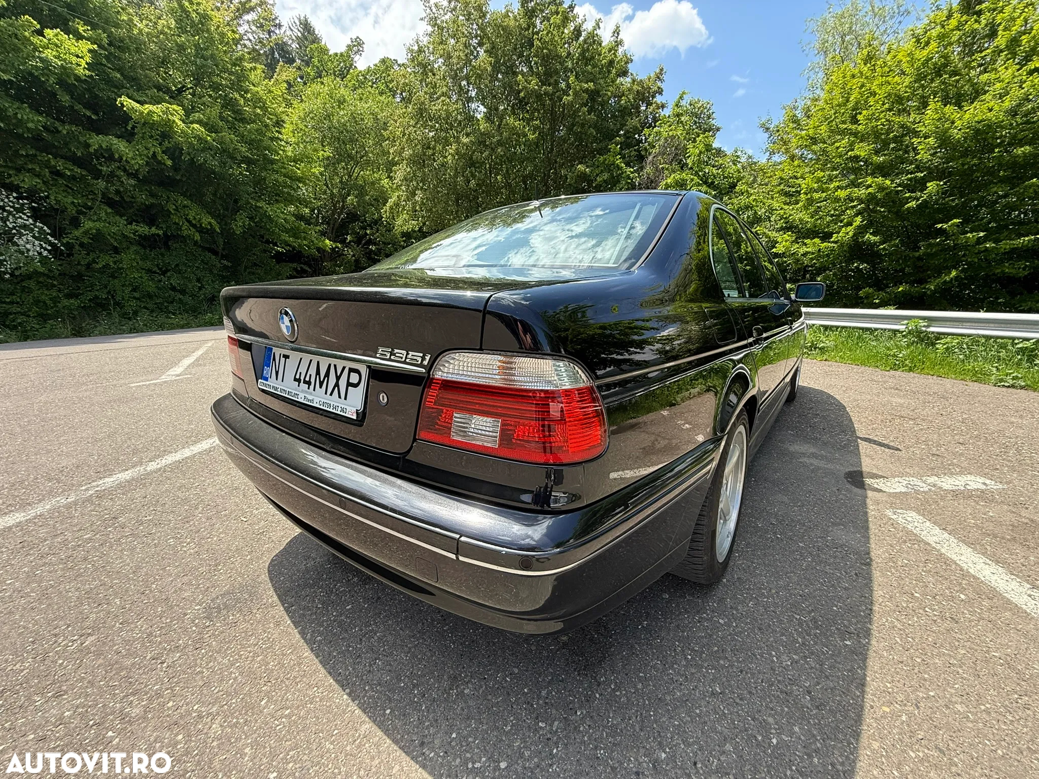 BMW Seria 5 535iA - 4