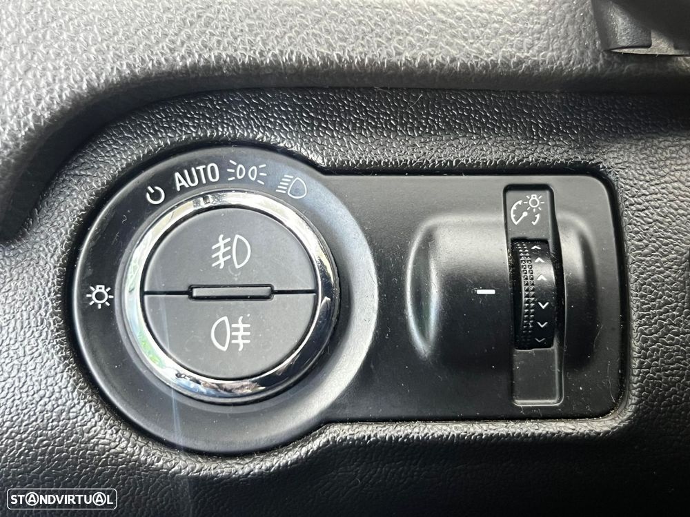 Opel Insignia Sports Tourer 2.0 CDTi Cosmo S/S - 33