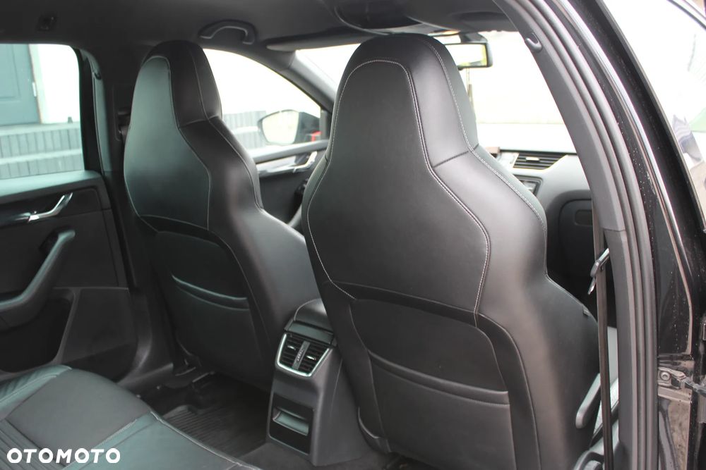 Skoda Octavia 2.0 TDI RS - 23