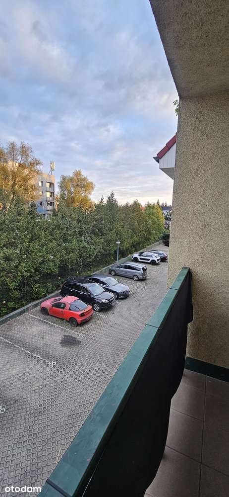 Kawalerka z balkonem i parkingiem w okolicy lotniska i Factory