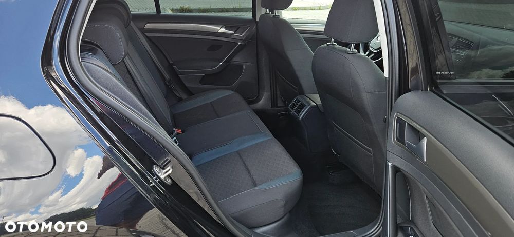 Volkswagen Golf 1.6 TDI SCR DSG IQ.DRIVE - 9
