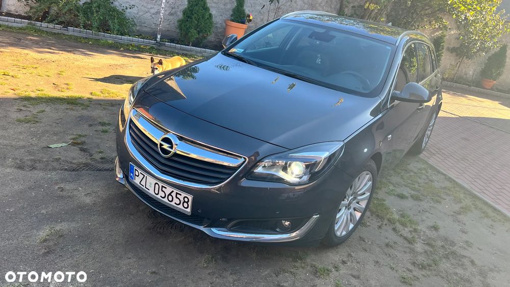 Opel Insignia - 1