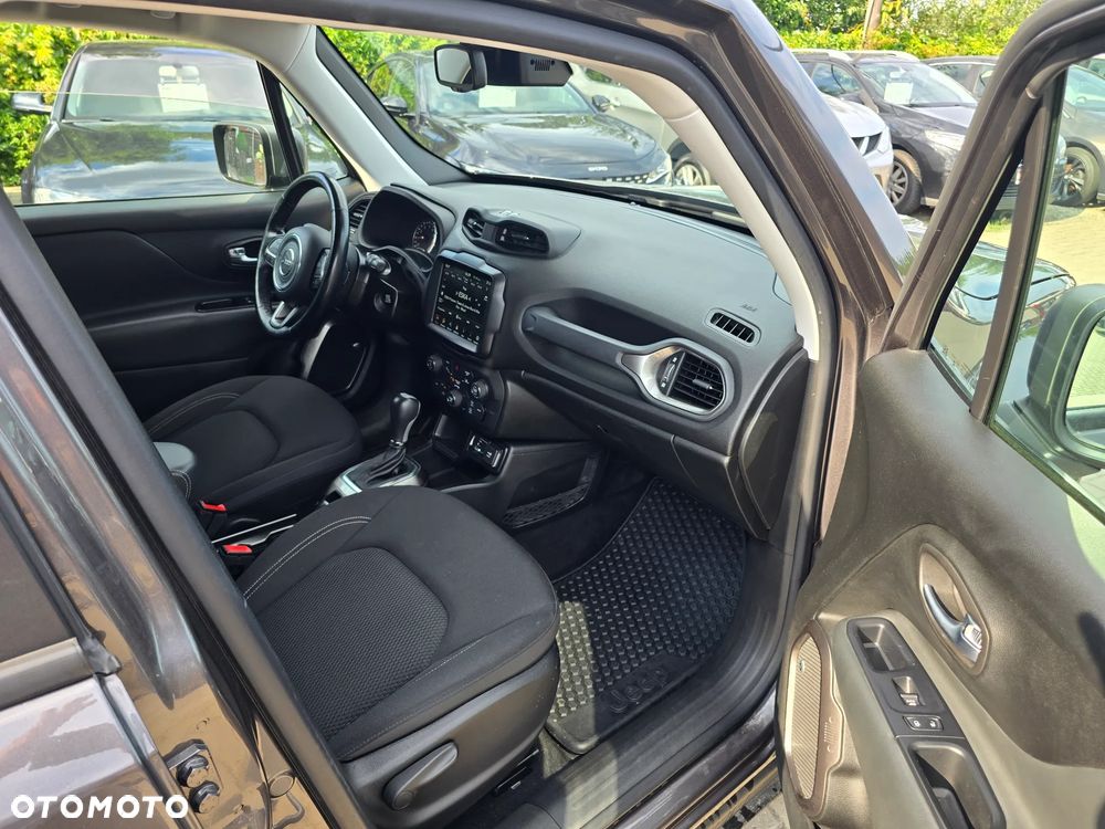 Jeep Renegade - 11