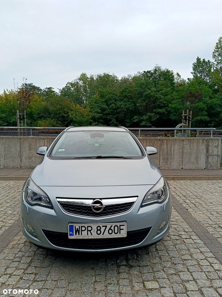 Opel Astra 1.4 Turbo - 4