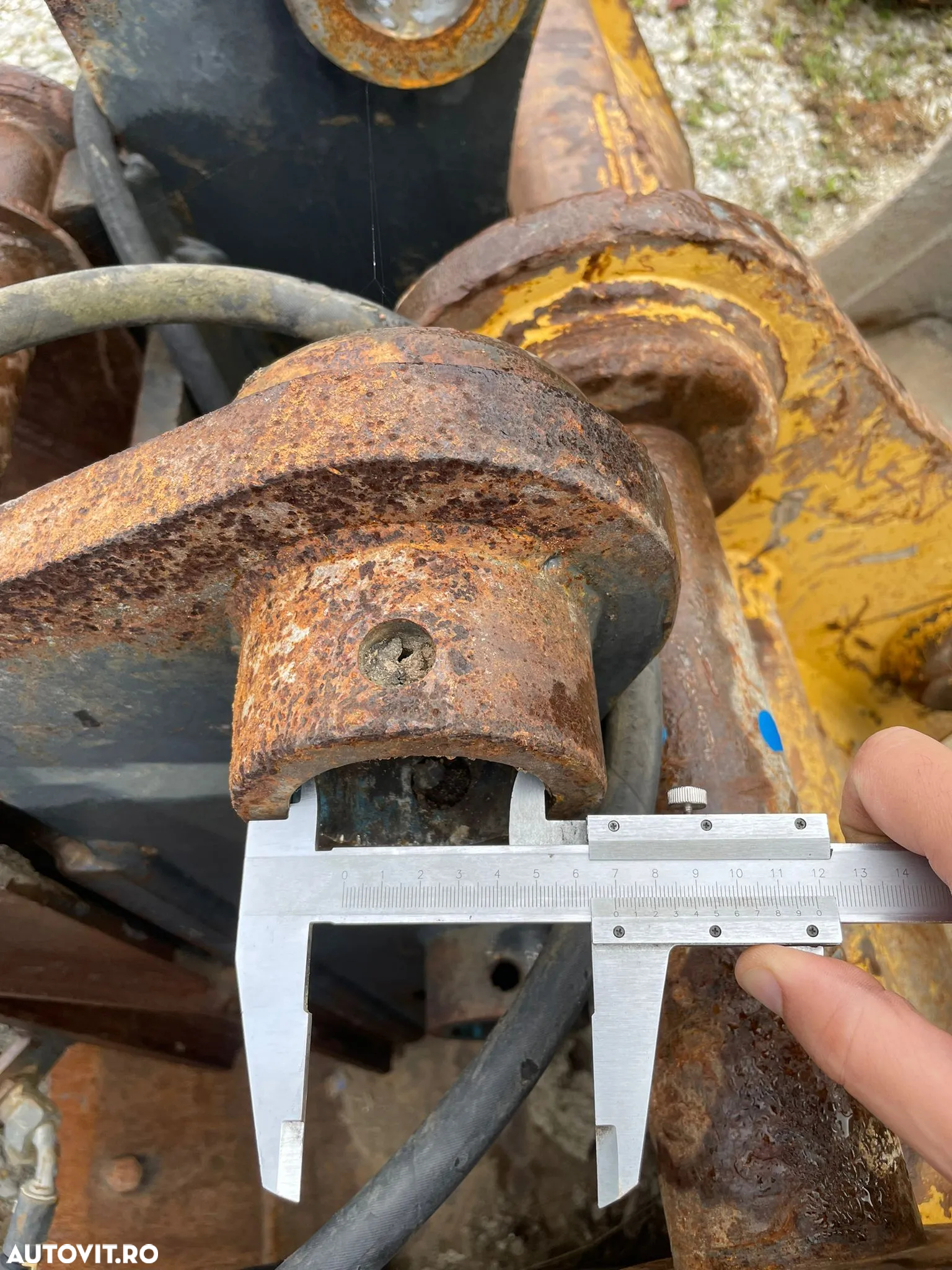 Cupa Taluz Lehnhoff Cu inclinare hidraulica pentru excavatoare de 16-20 tone - 9