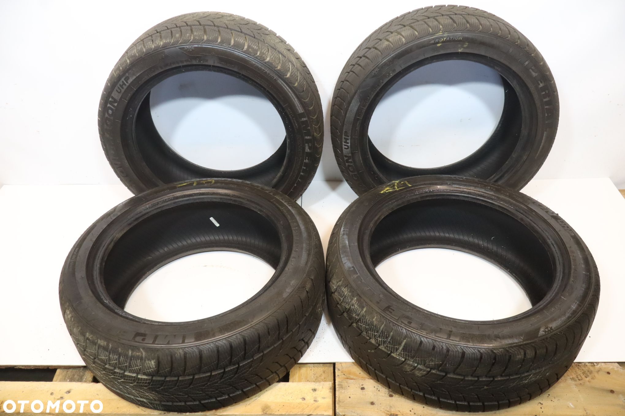 OPONA OPONY 4 SZT 215/45/16 ZIMA 23R - 1
