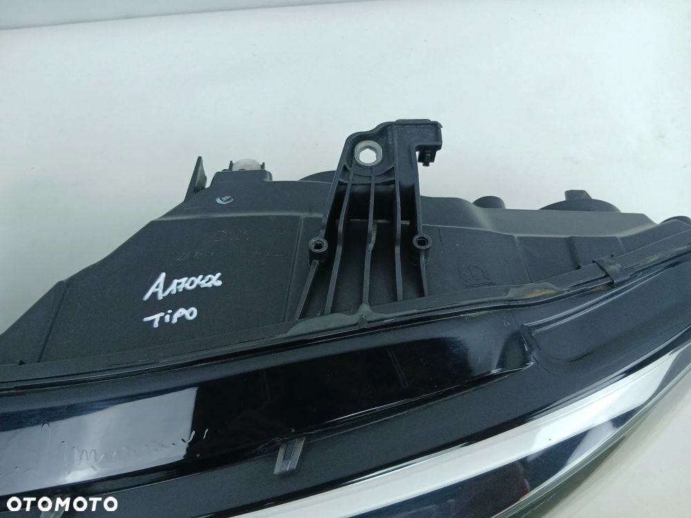 Reflektor przód przedni lewy lampa lewa Fiat Tipo II - 8