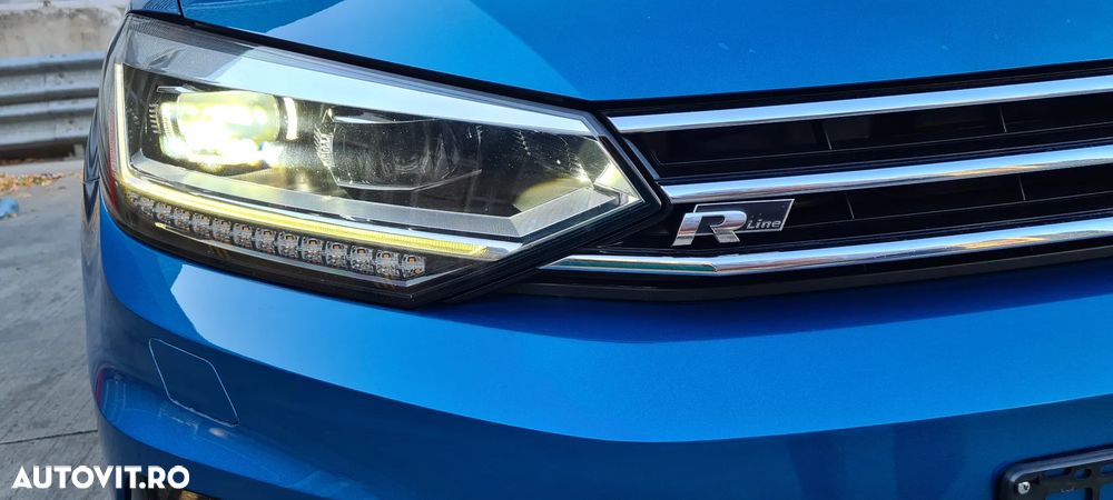 Volkswagen Touran - 4