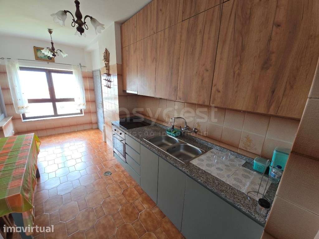 T3 em Buarcos, Vista Mar, Garagem e terraço c/ Churrasqueira - Grande imagem: 4/34