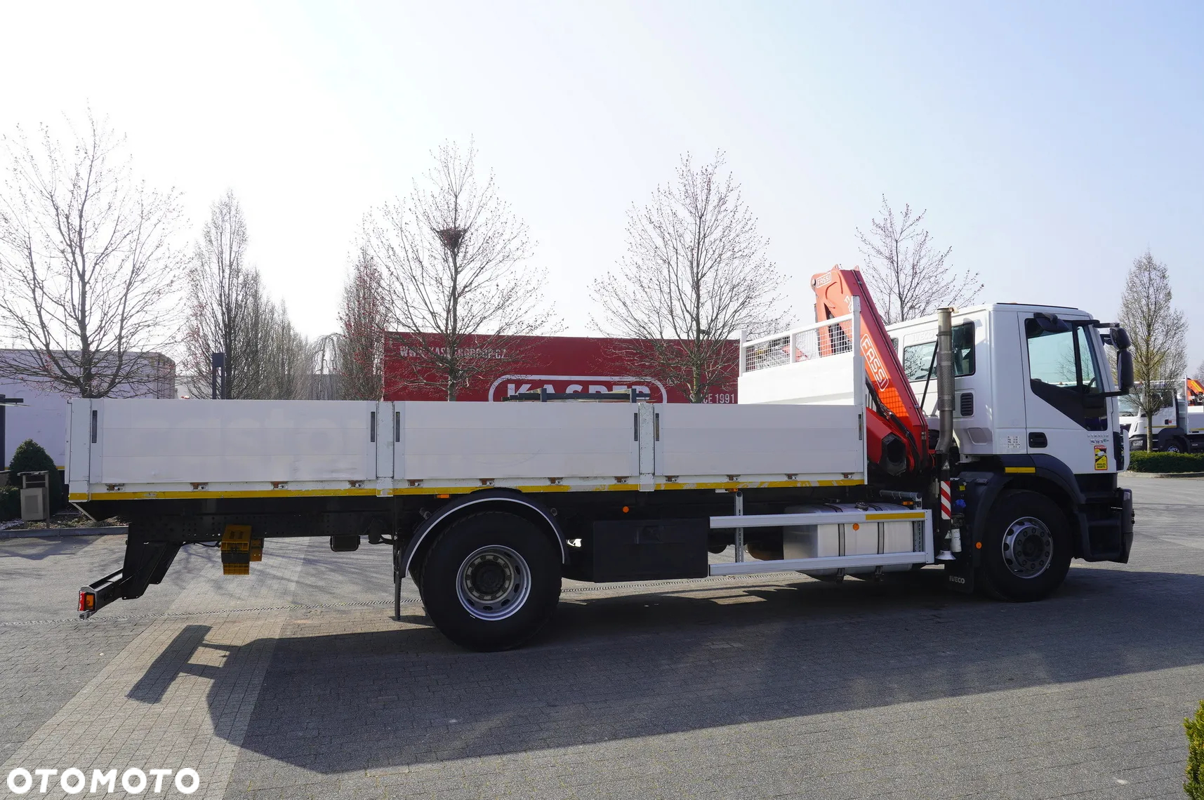 Iveco Stralis 310 E6 / HDS Fassi 155 6.2 t / 250 tys. km - 12