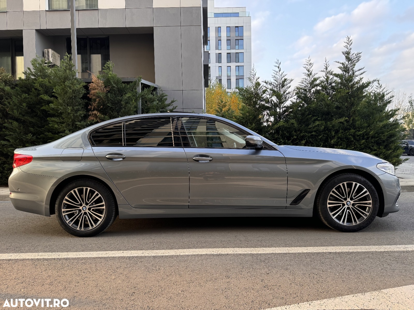 BMW Seria 5 520d AT - 5