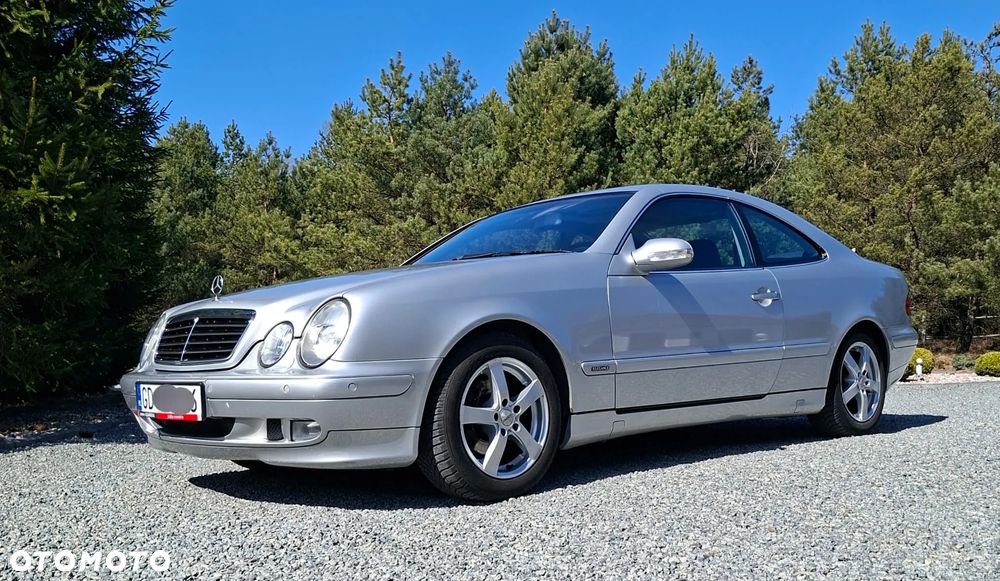 Mercedes-Benz CLK - 10