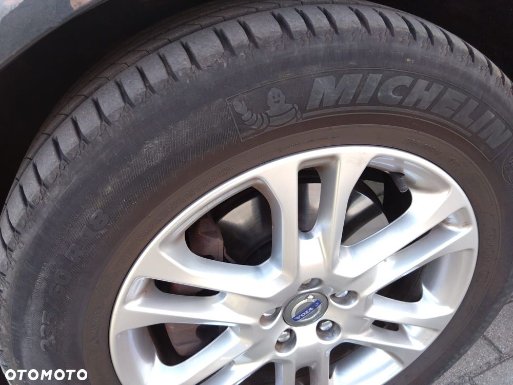 Volvo XC 60 2.4D AWD Summum - 17