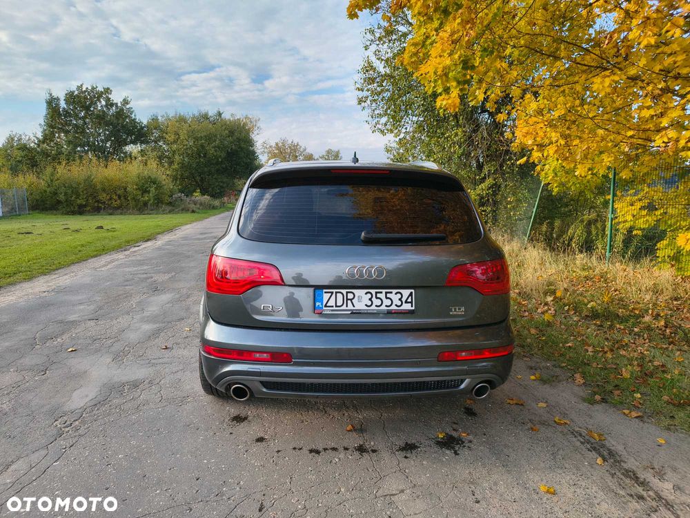 Audi Q7 - 7