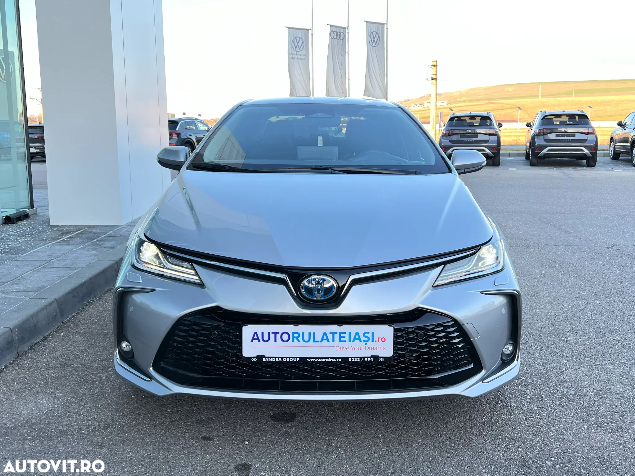 Toyota Corolla 1.8 HSD Exclusive - 3