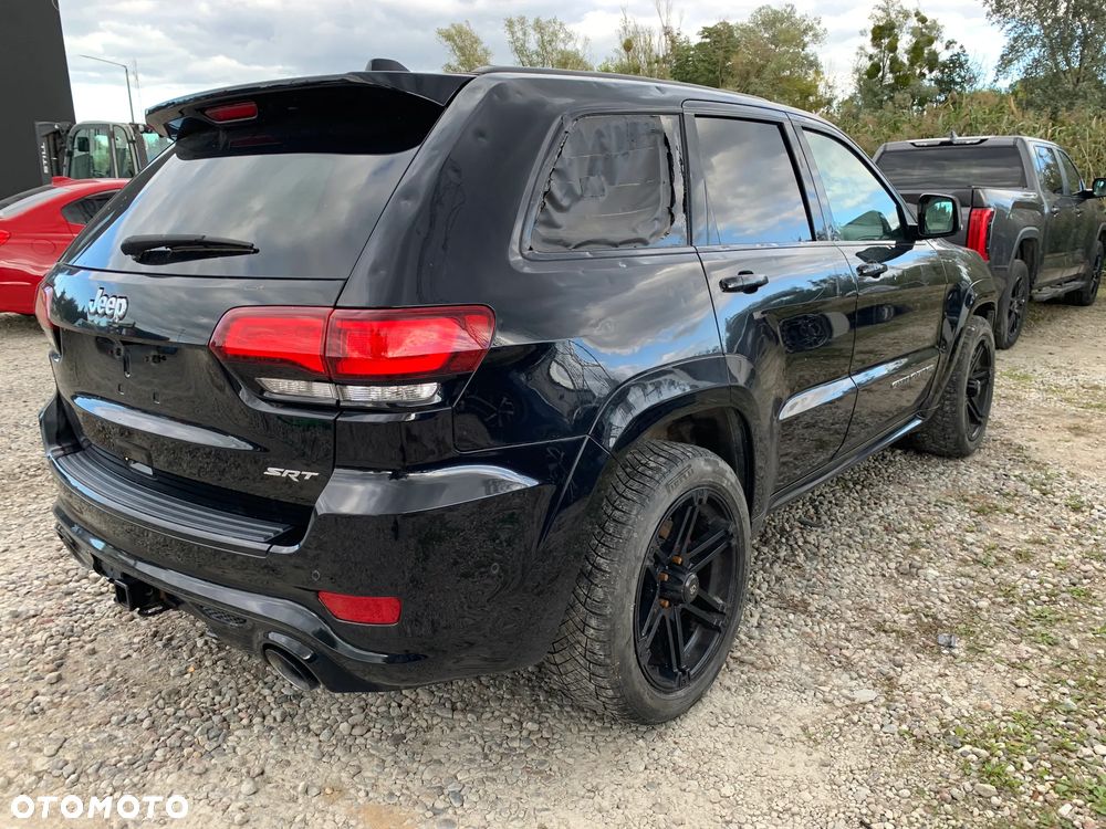 Jeep Grand Cherokee SRT - 5